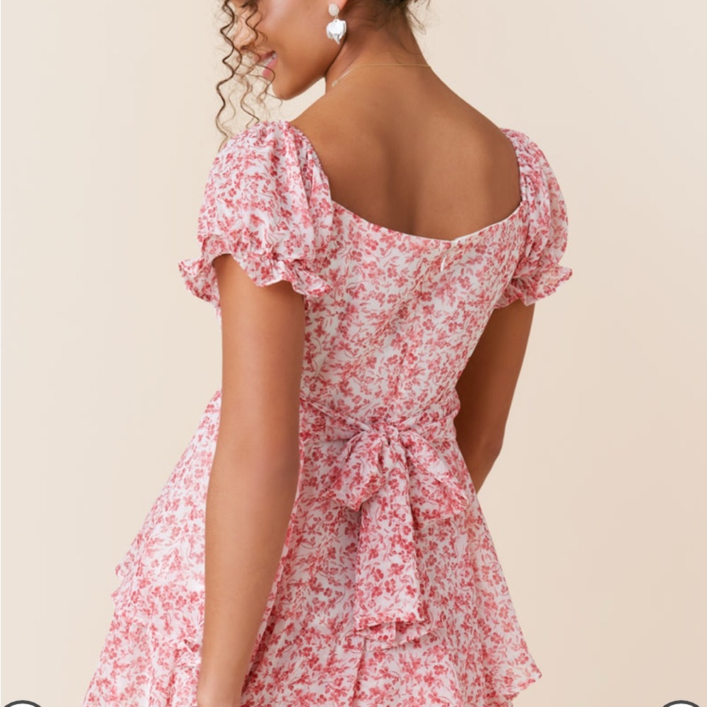 Gina Floral Back Tie Mini Romper - Picture 4 of 4